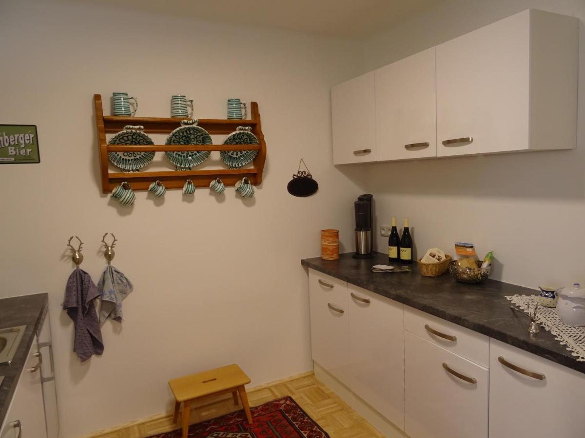 Homely Apartment In The Center With Garden View Gmunden Luaran gambar